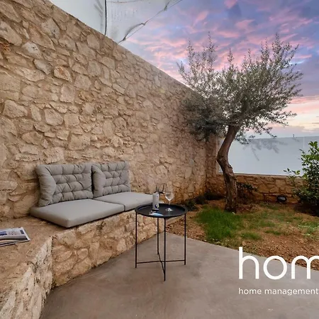 Holiday home Urban Cruiser Sea View Homm W/ Roof Garden Piraeus