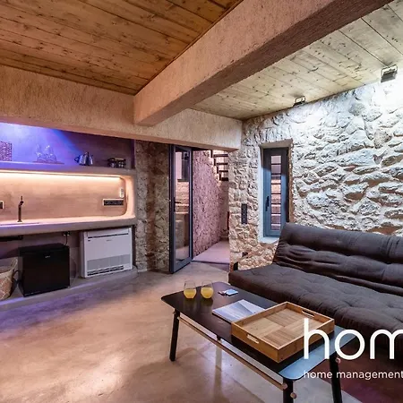 Urban Cruiser Sea View Homm W/ Roof Garden Holiday home *